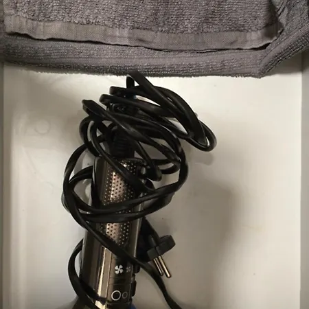 Apartment Zoneb For One To Five Persons And 20min By Train From Airport And Helsinki And One Car Park *