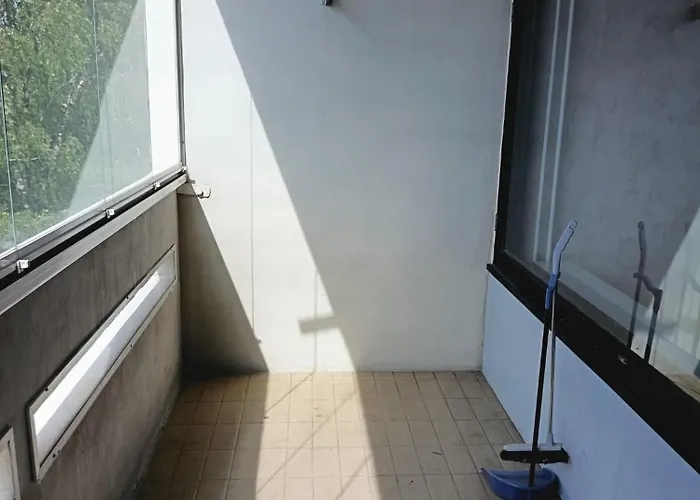 Daire Zoneb For One To Five Persons And 20min By Train From Airport And Helsinki And One Car Park Vantaa