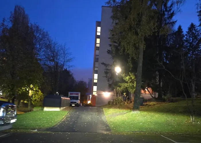 Zoneb For One To Five Persons And 20min By Train From Airport And Helsinki And One Car Park Vantaa